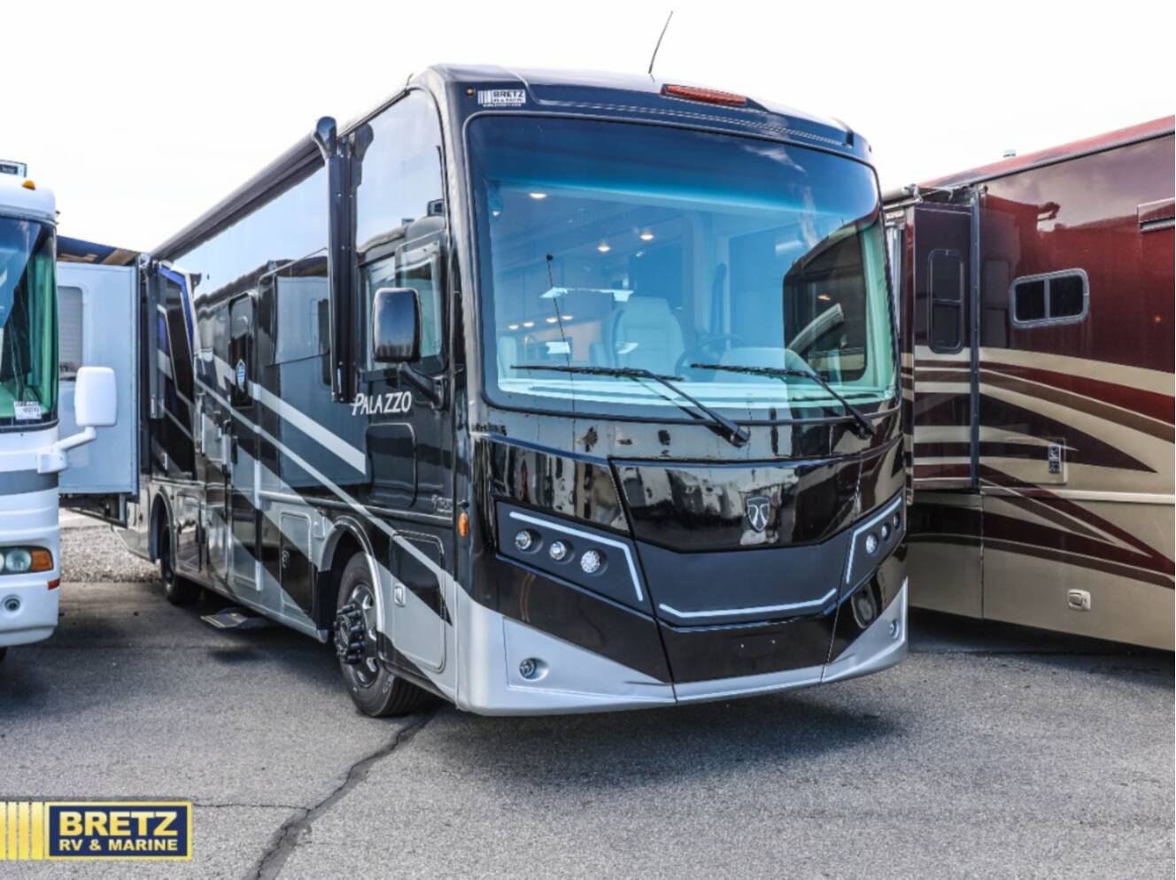A photo of this 2027 Thor Motor Coach Palazzo GT 33.6