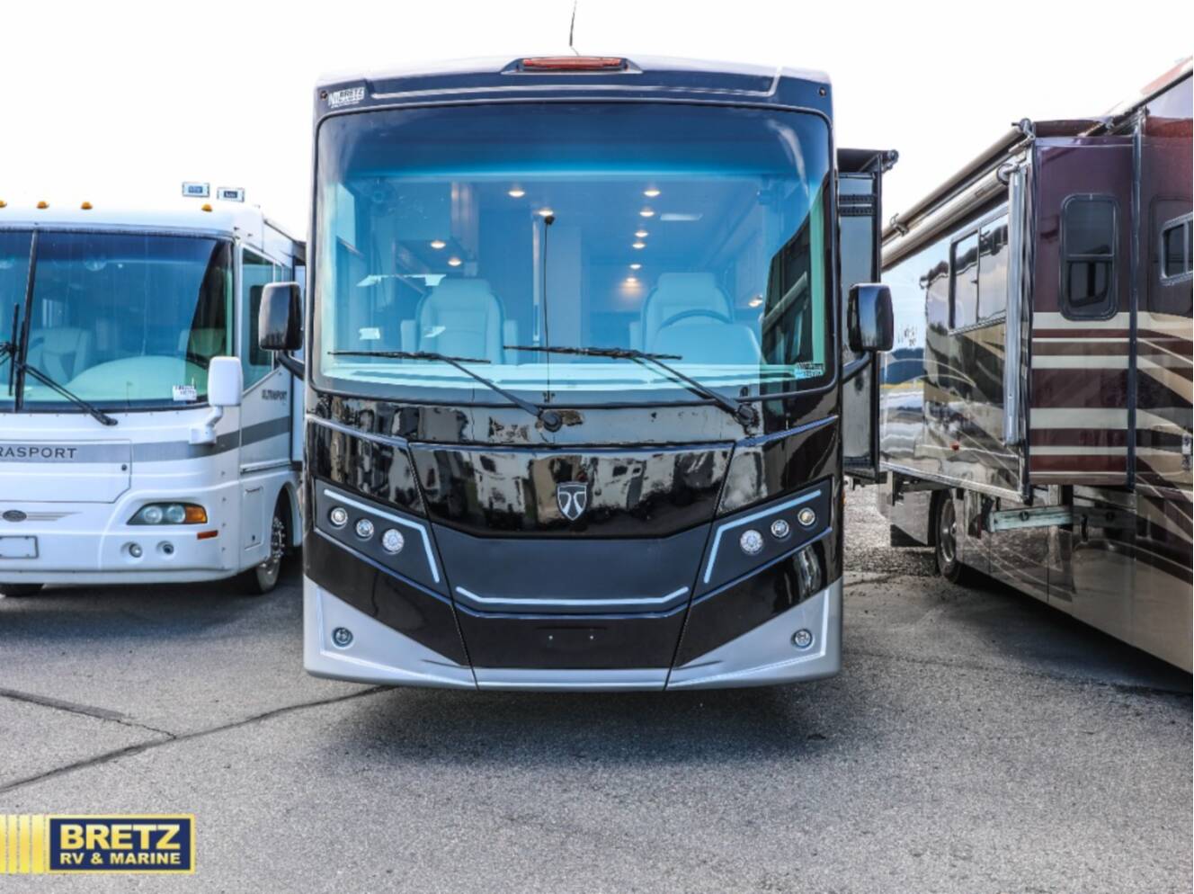 A photo of this 2027 Thor Motor Coach Palazzo GT 33.6