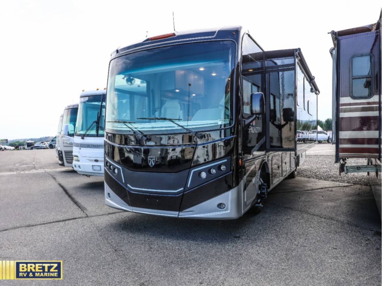 A photo of this 2027 Thor Motor Coach Palazzo GT 33.6