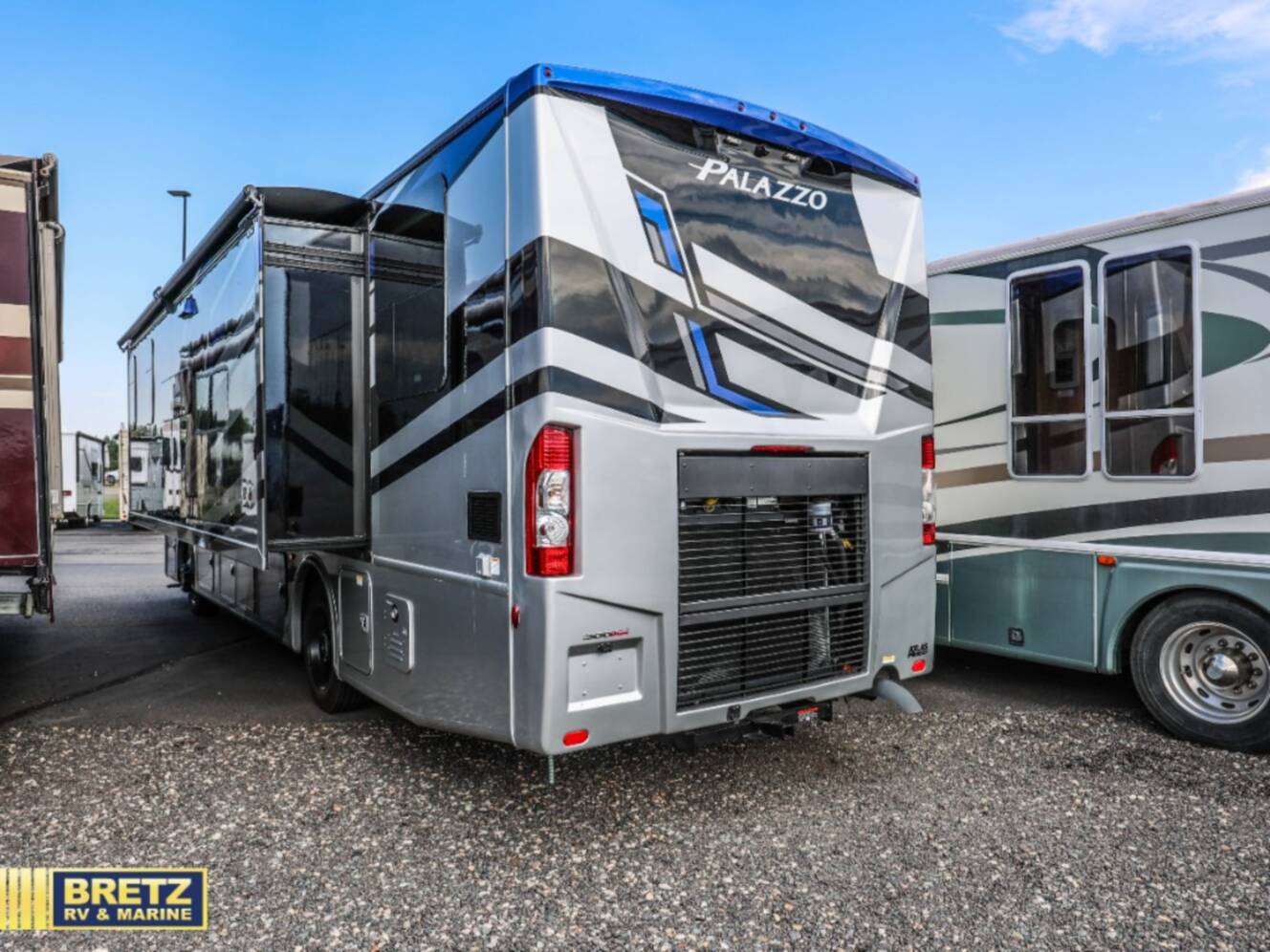 A photo of this 2027 Thor Motor Coach Palazzo GT 33.6