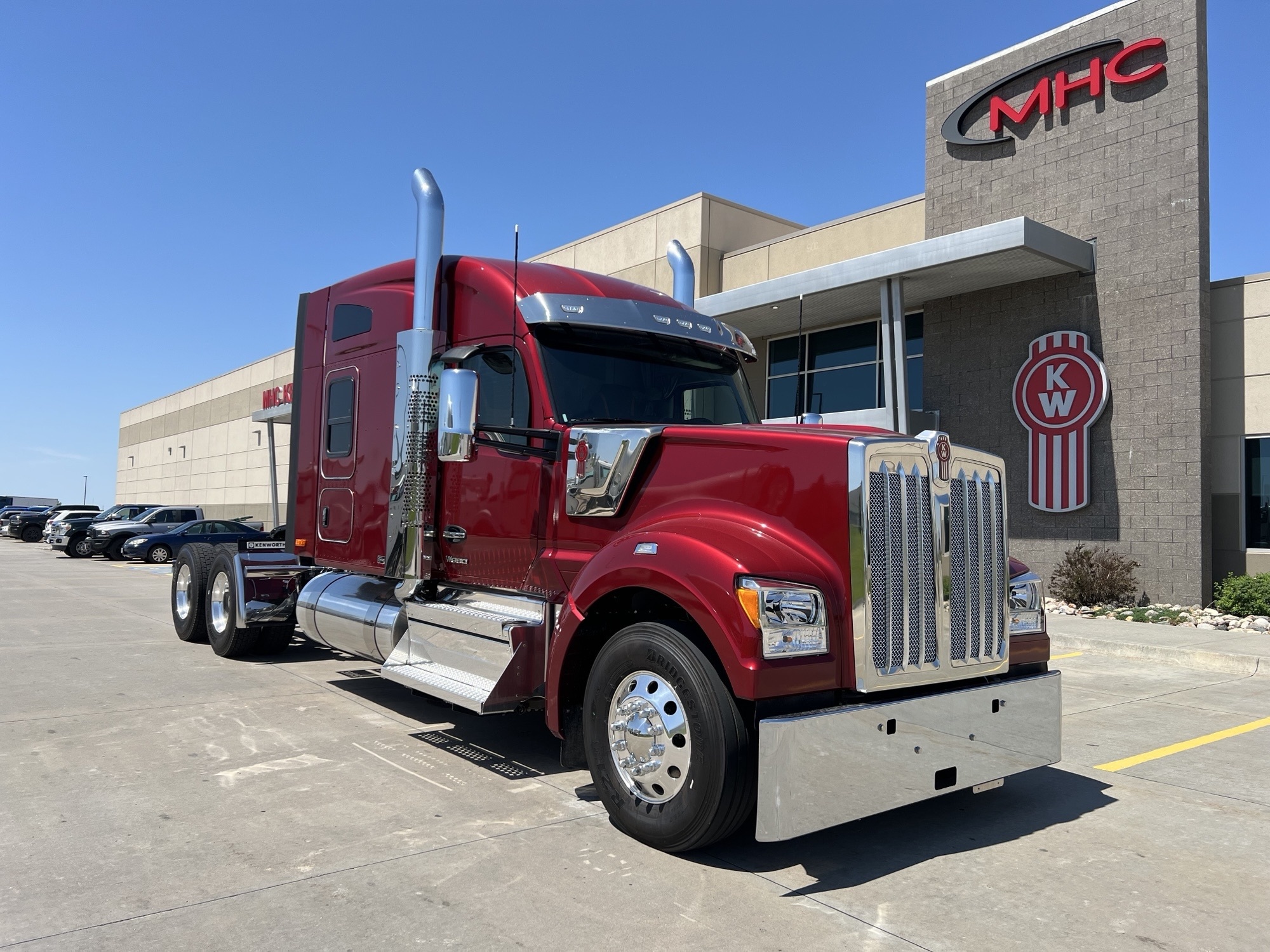 2027 KENWORTH W990 in Omaha, NE