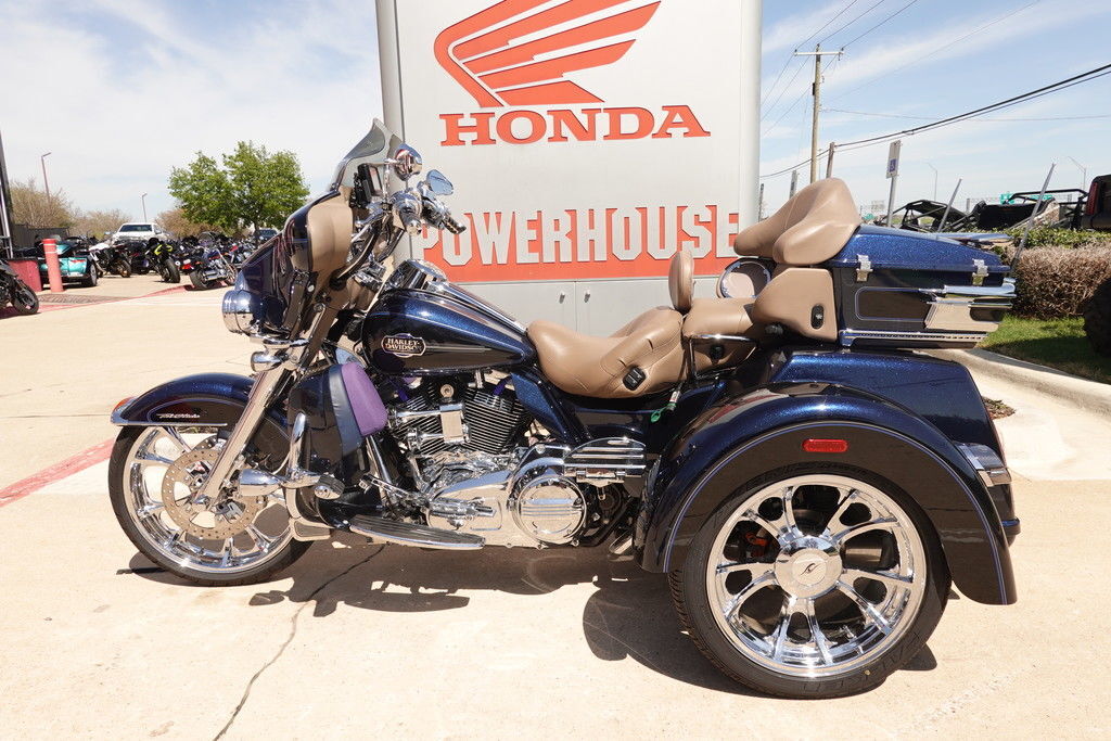 2013 Harley-Davidson® FLHTCUTG - Tri Glide® Ultra Classic® ULTRA CLASSIC in Grapevine, TX