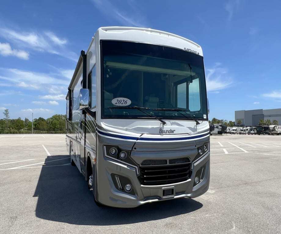 2026 Fleetwood BOUNDER 35K in fort myers FL