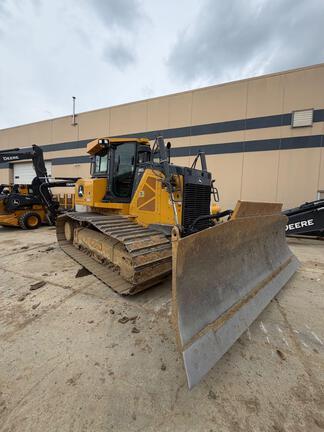 2024 John Deere 850L LGP in Indianapolis, IN
