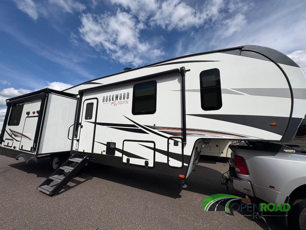 2022 Forest River Rv Rockwood Signature Ultra Lite 8291RK in monticello MN