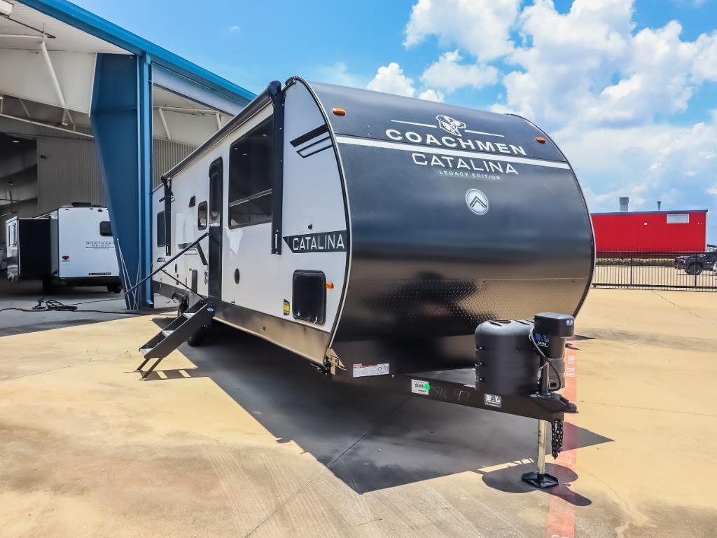 2027 Coachmen Rv Catalina Legacy Edition 343BHTS 2 Queen Beds in katy TX