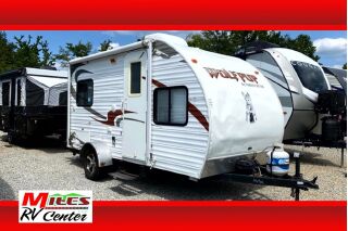 2011 FOREST RIVER CHEROKEE WOLF PUP 16P