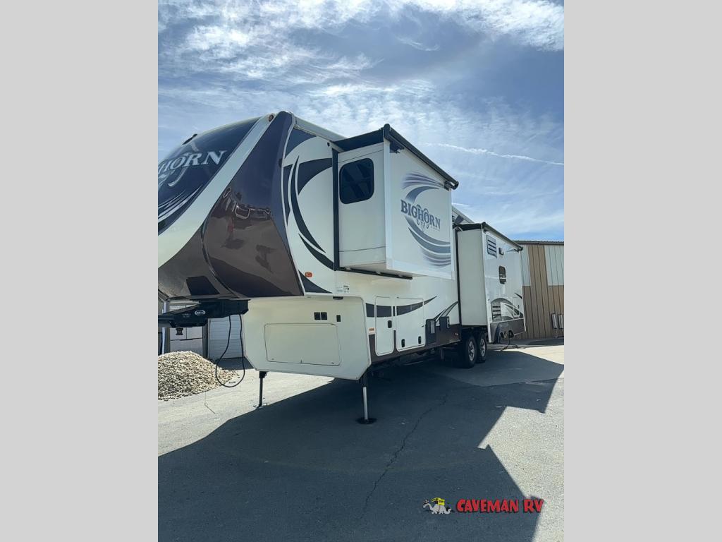 2016 Heartland Bighorn 3270RS in grants pass OR