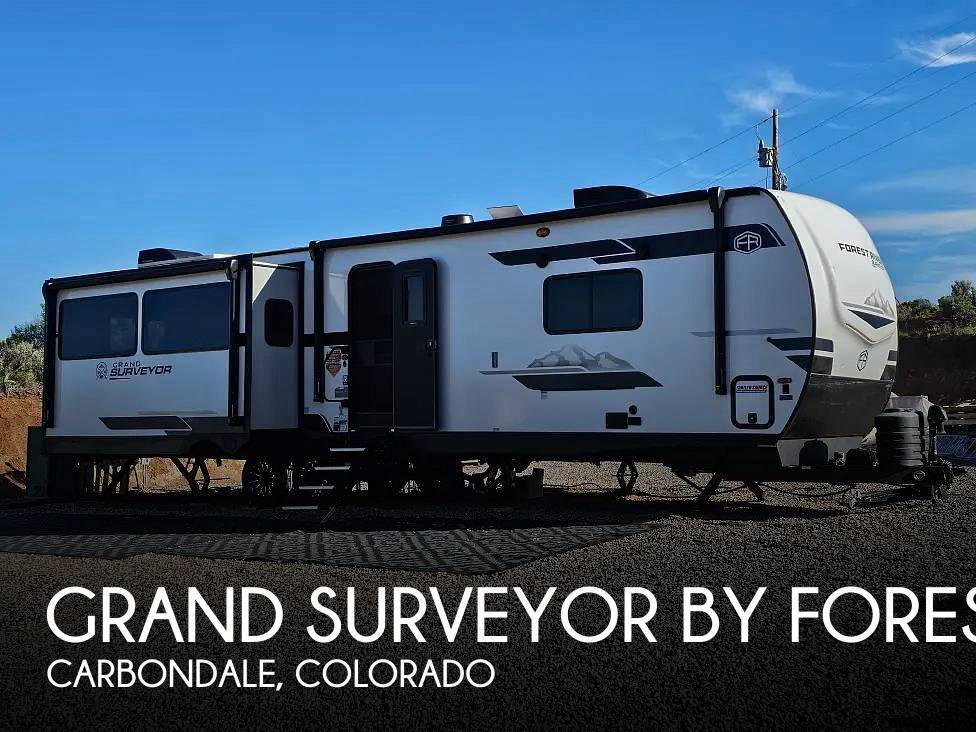 2025 Grand Surveyor 305RLBS RV