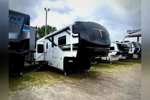 2026 Heartland Bighorn 38RE in inman SC