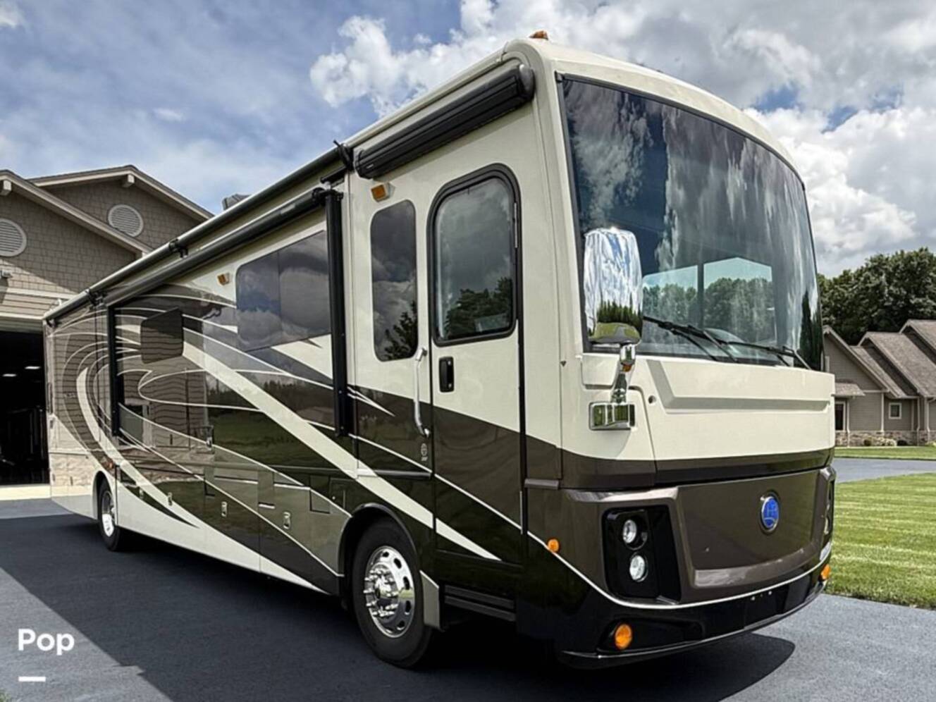 A photo of this 2018 Holiday Rambler Navigator 38F