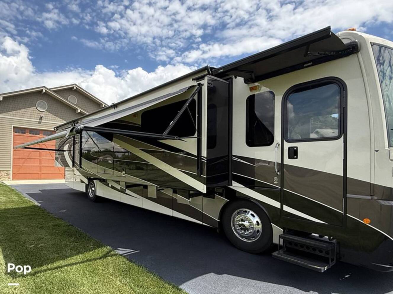 A photo of this 2018 Holiday Rambler Navigator 38F