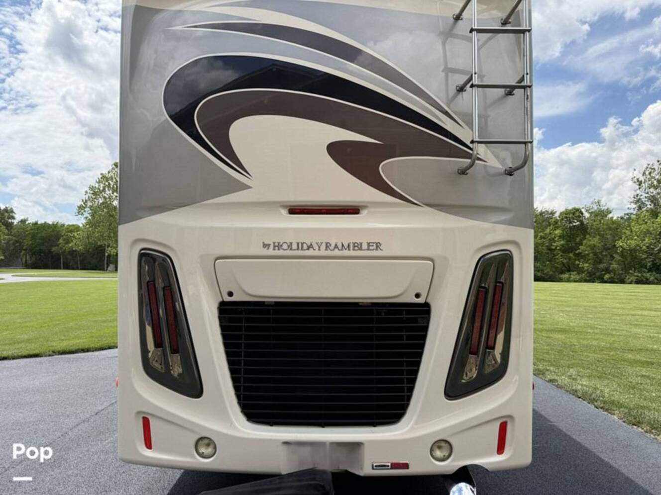 A photo of this 2018 Holiday Rambler Navigator 38F