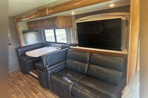 2017 Thor Motor Coach MIRAMAR 35.2 in fort myers beach FL