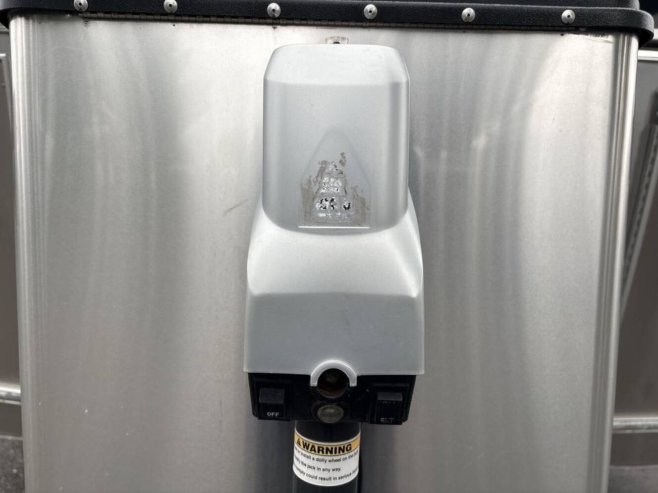A photo of this 2016 Airstream International 30RBQ