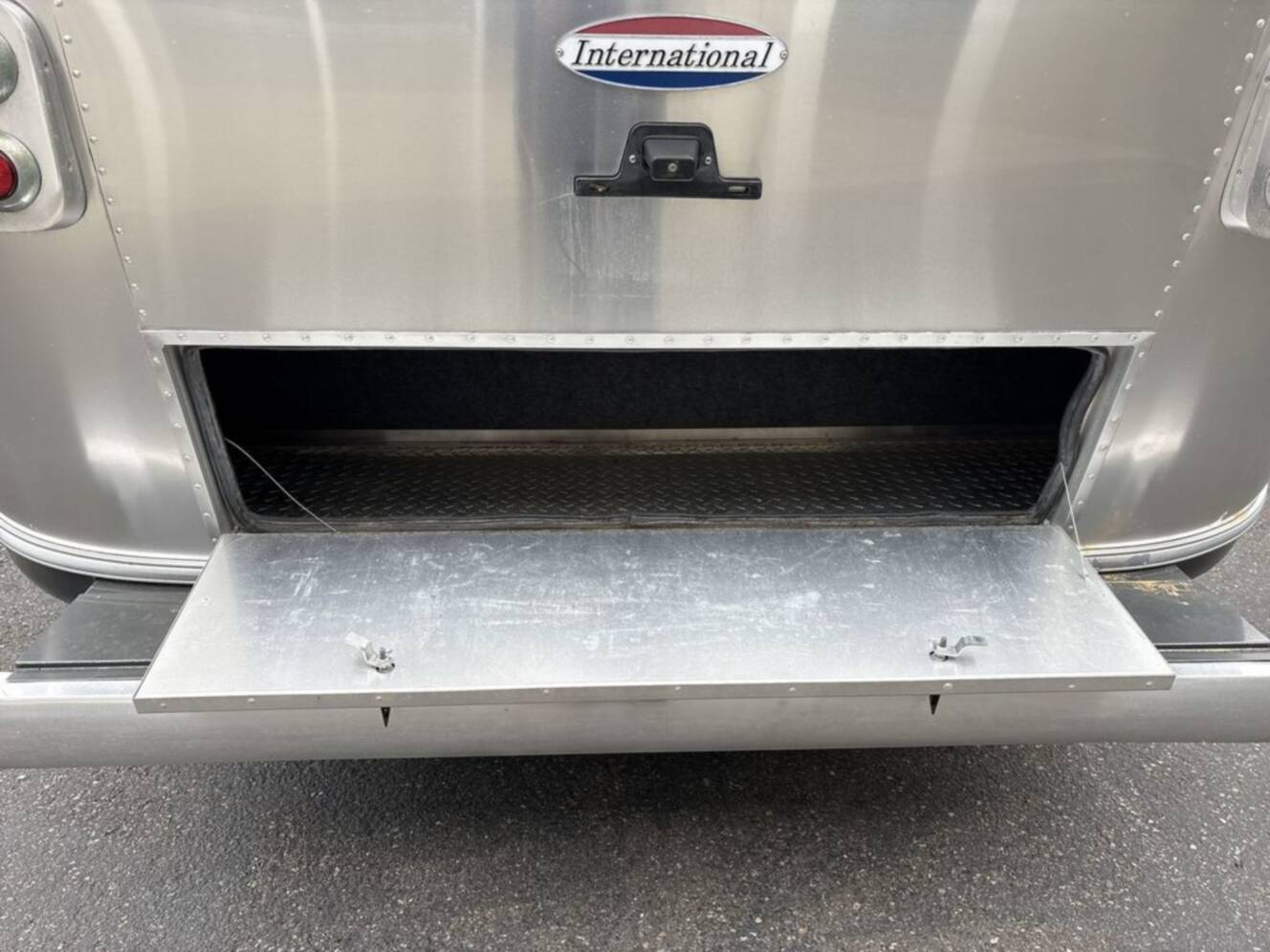 A photo of this 2016 Airstream International 30RBQ
