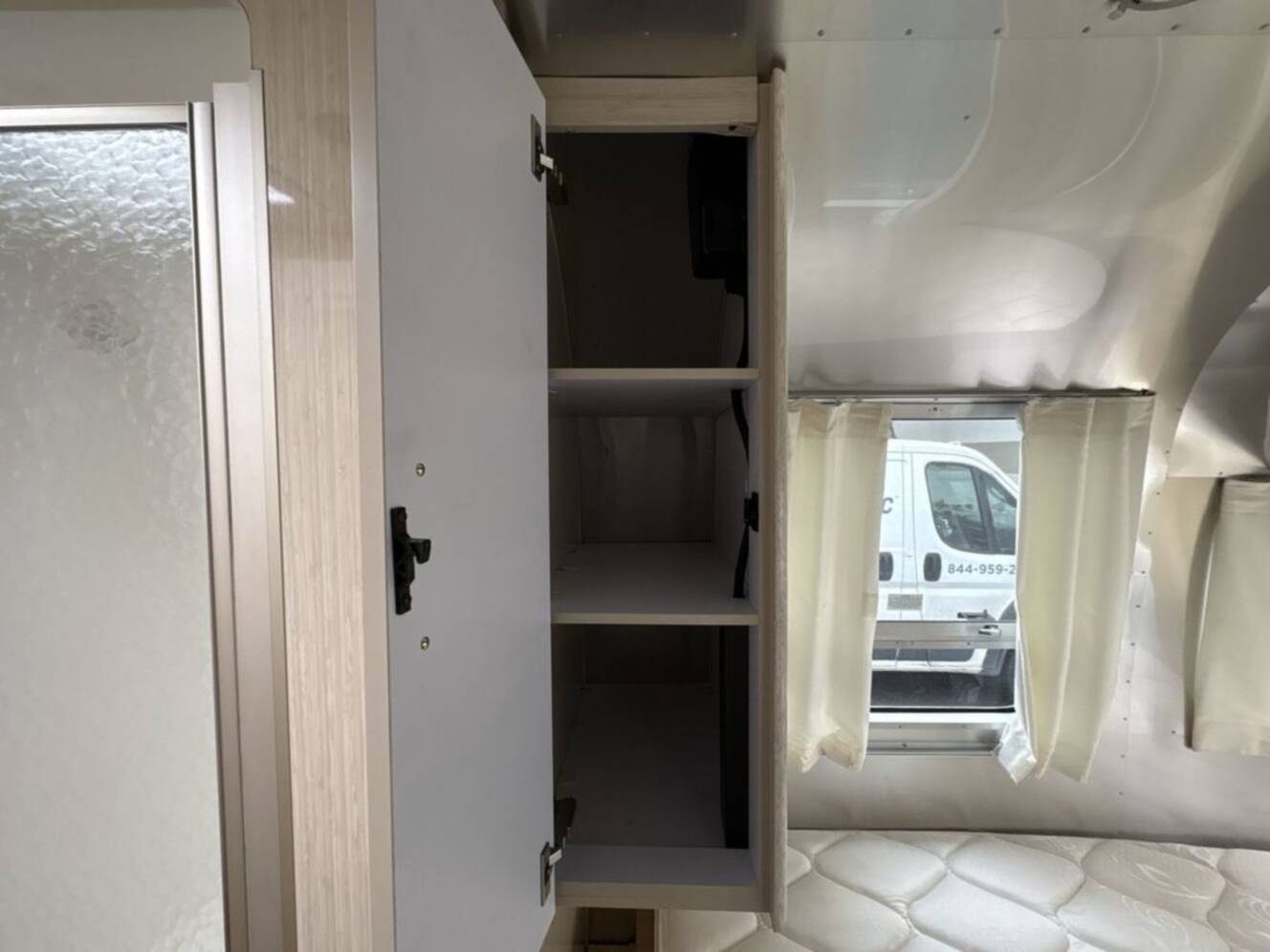 A photo of this 2016 Airstream International 30RBQ