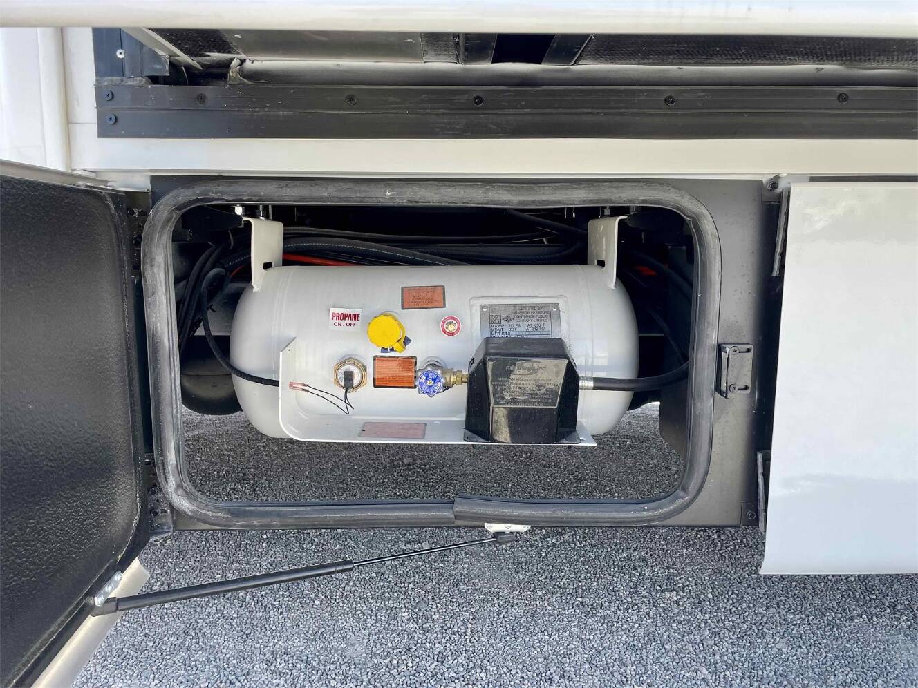 A photo of this 2025 Thor Motor Coach TIBURON 24XL