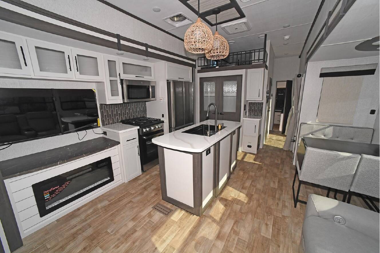 A photo of this 2026 Crossroads HAMPTON 375DBL