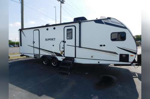 2022 Crossroads SUNSET TRAIL SUPER LITE 269FK SS269FK in brooksville FL