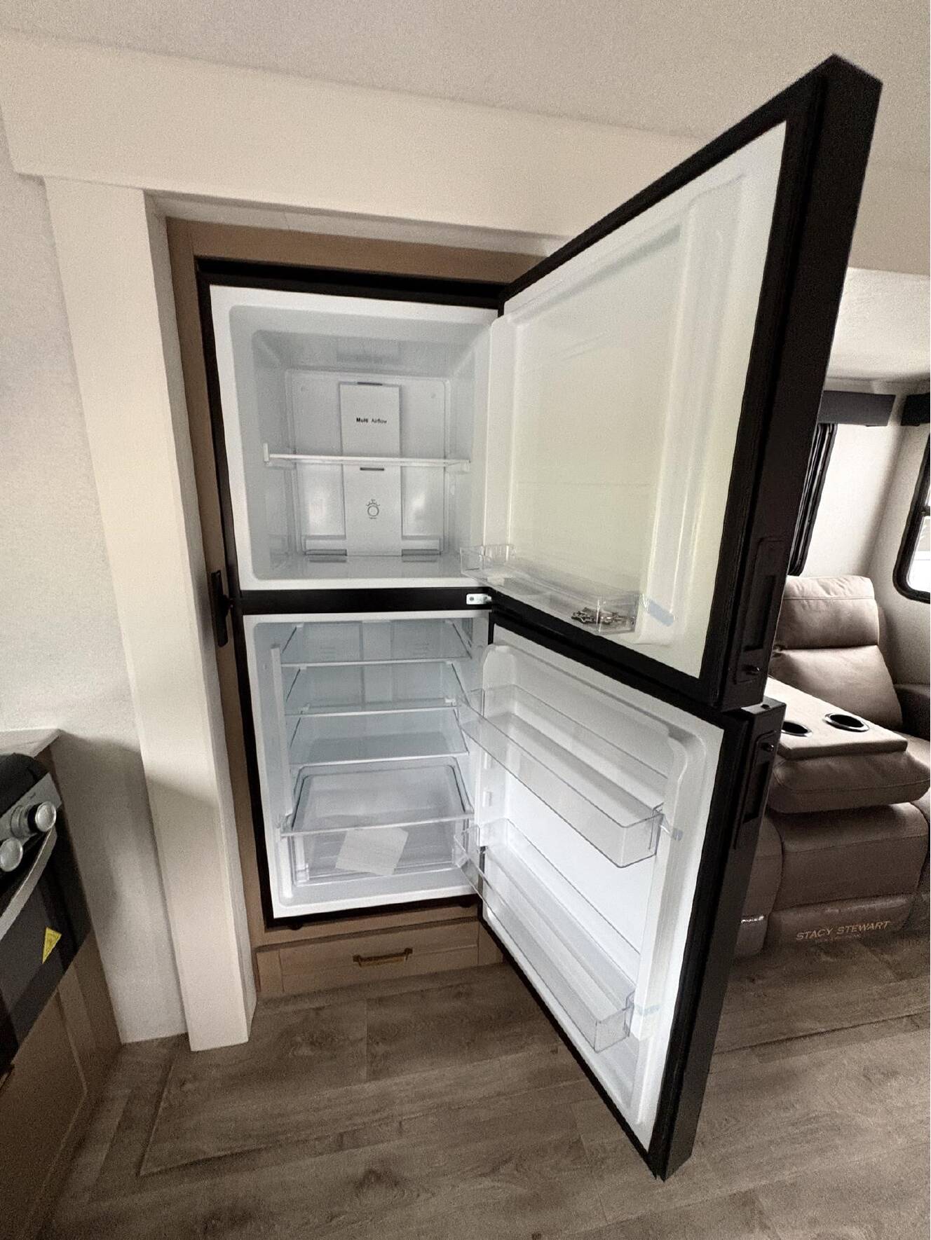 A photo of this 2027 Jayco EAGLE 24MLE