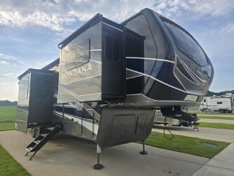 2023 Keystone MONTANA LEGACY 3761FL RV