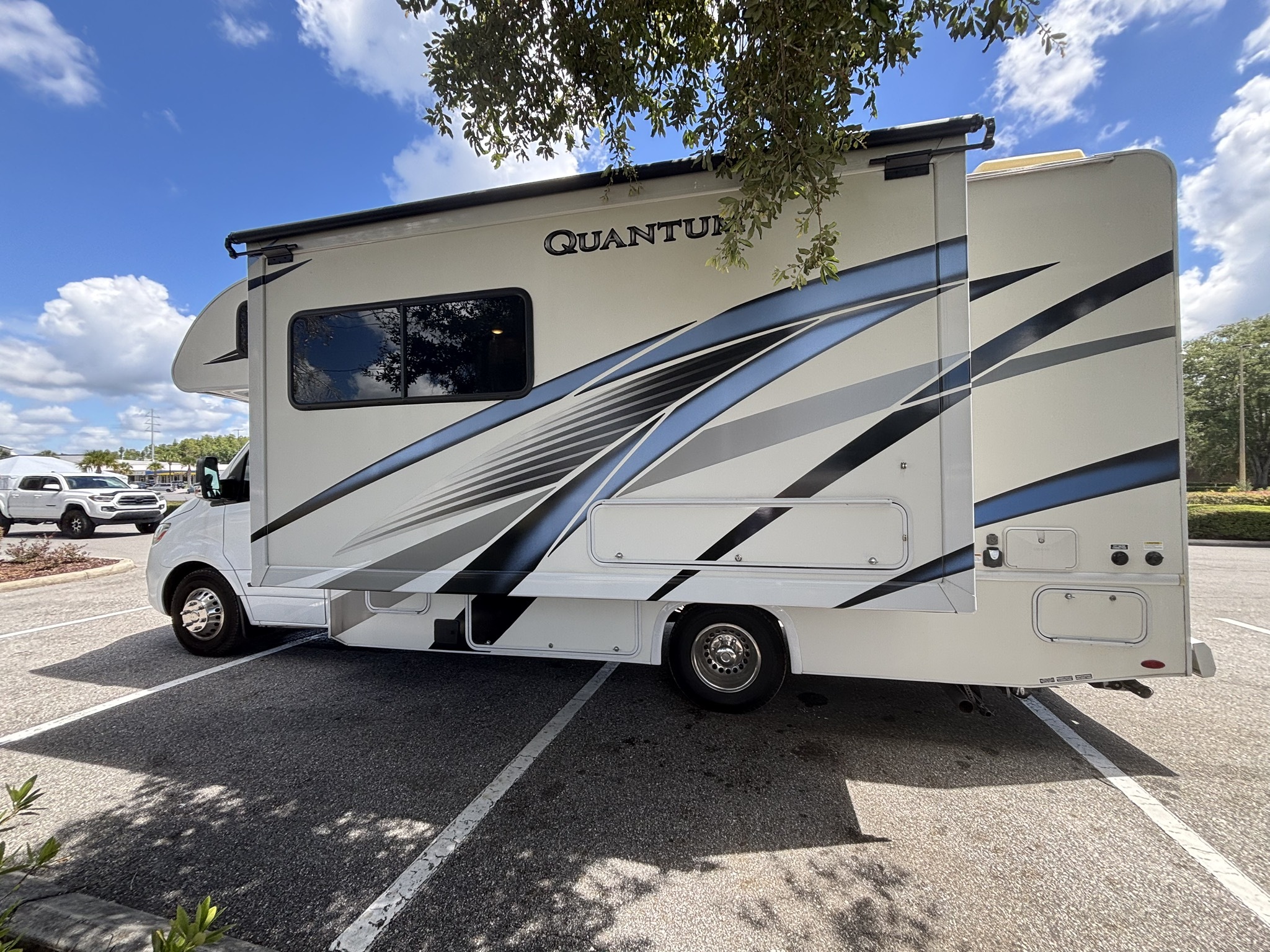 2023 Thor Motor Coach QUANTUM MB24 in land o' lakes FL