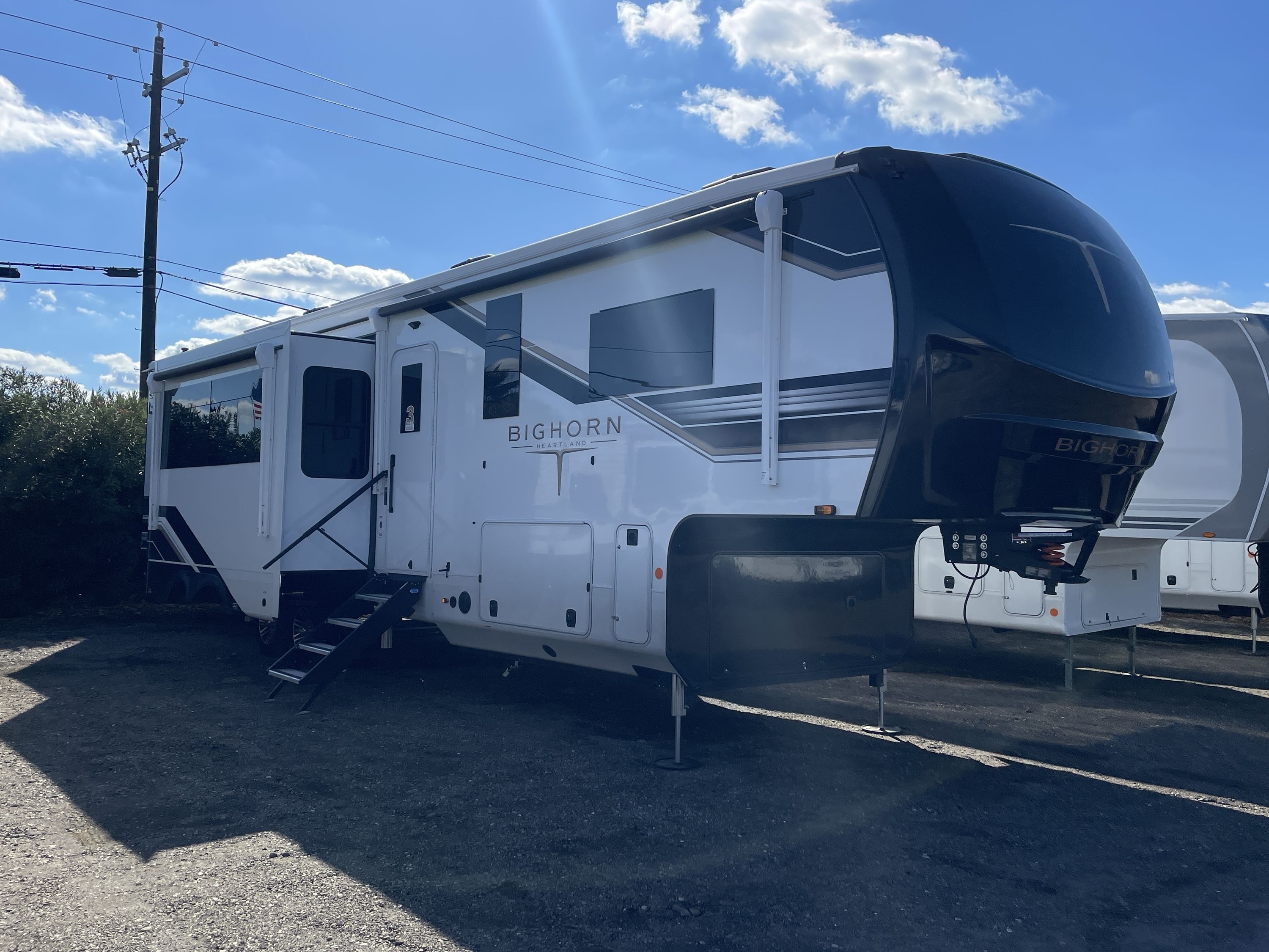 2026 Heartland BIGHORN 40DB in french camp CA