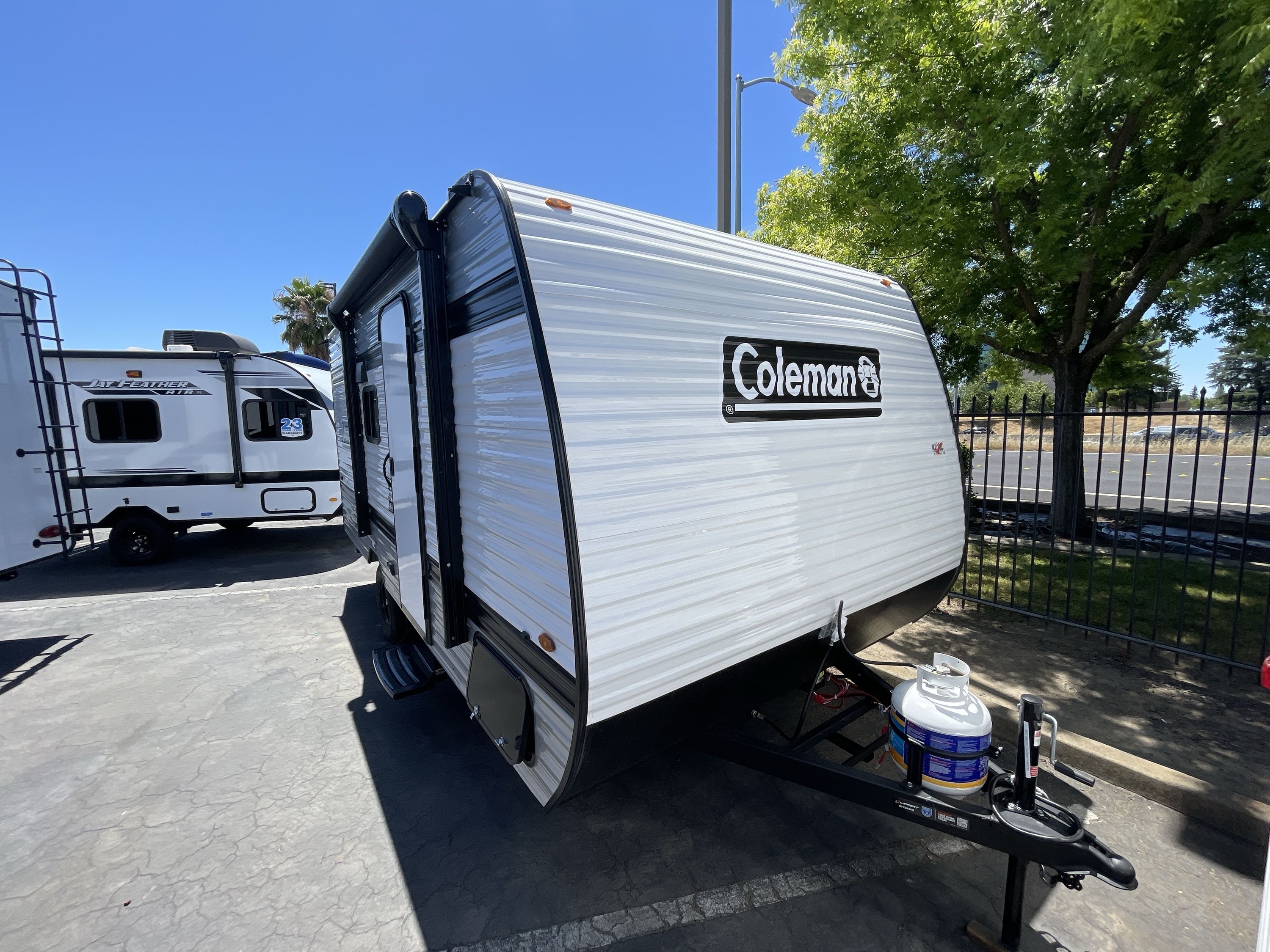 2027 Keystone COLEMAN 17B in roseville CA