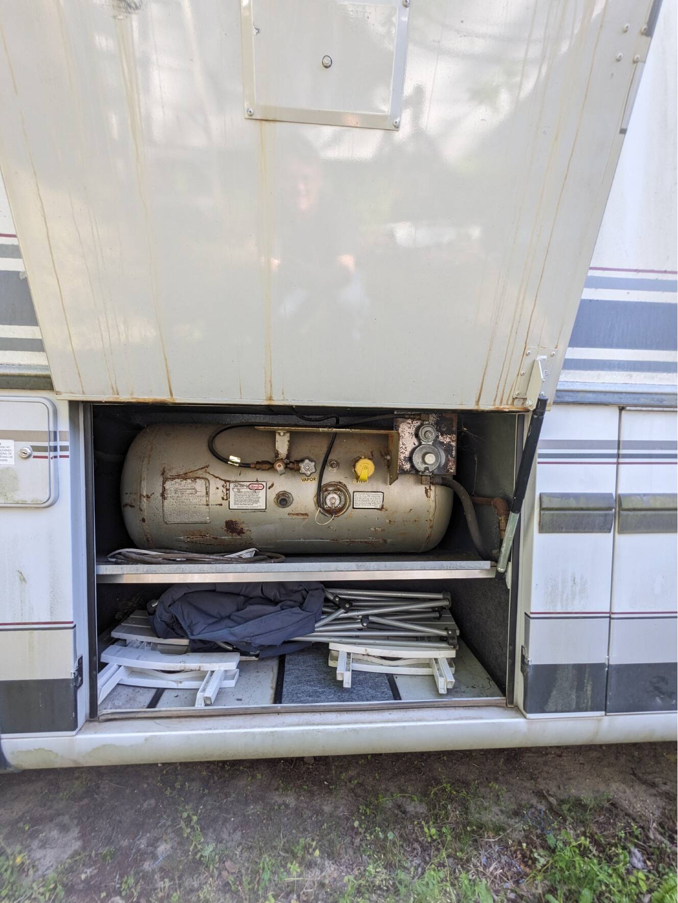 A photo of this 1987 Airstream 345