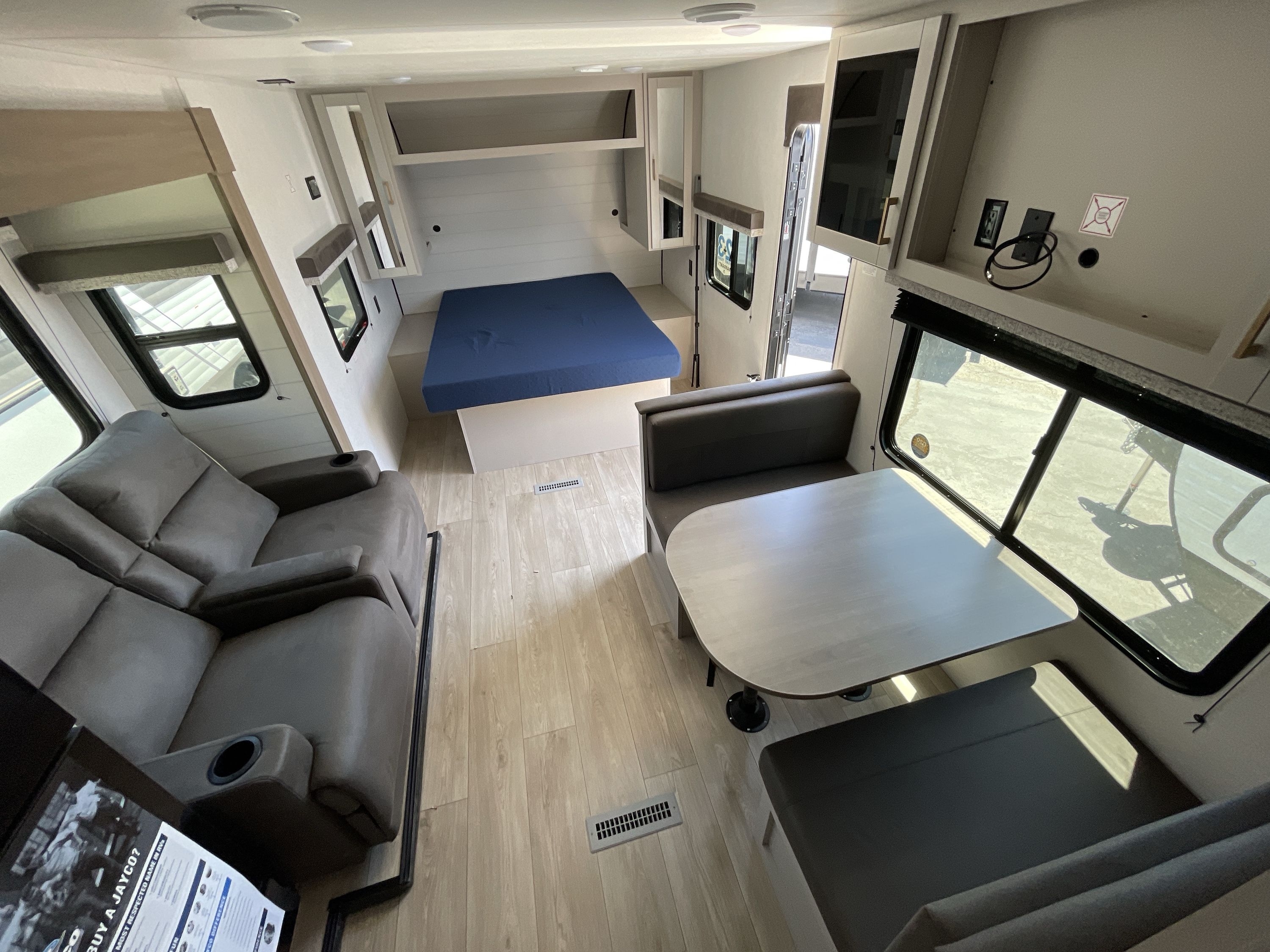 2027 Jayco JAY FLIGHT 225MLSW in roseville CA