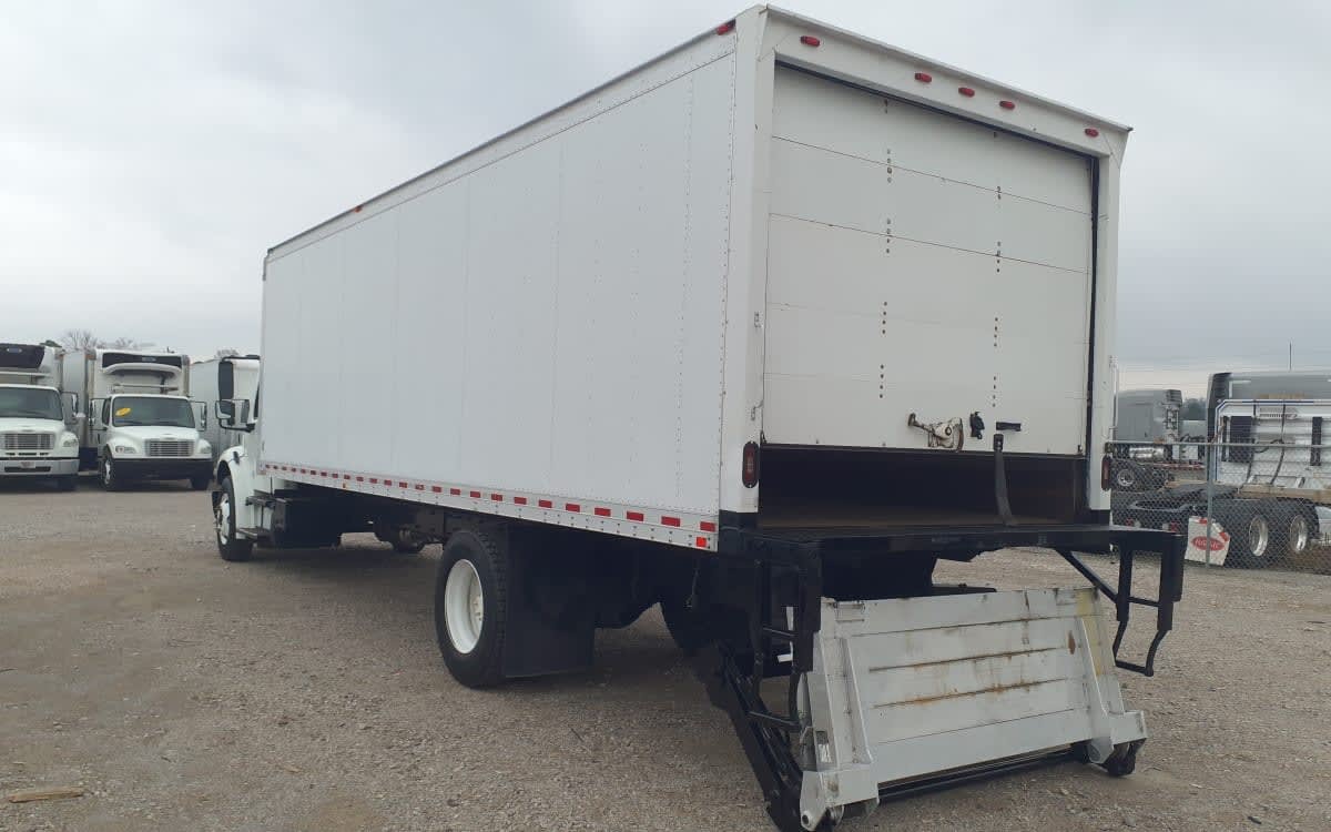 2018 FREIGHTLINER BUSINESS CLASS M2 106 in Birmingham, AL