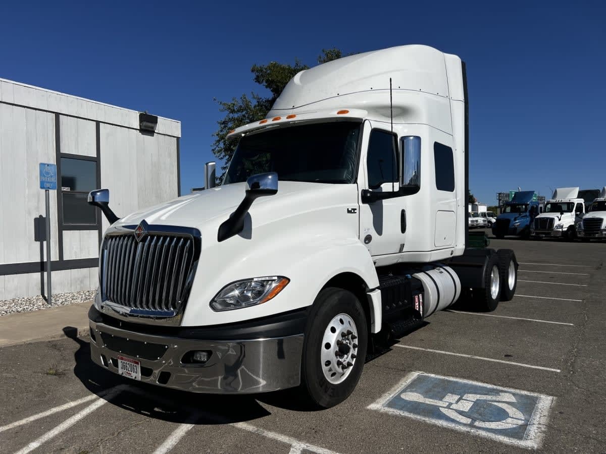 2020 INTERNATIONAL LT625 SLPR CAB in Santa Fe Springs, CA