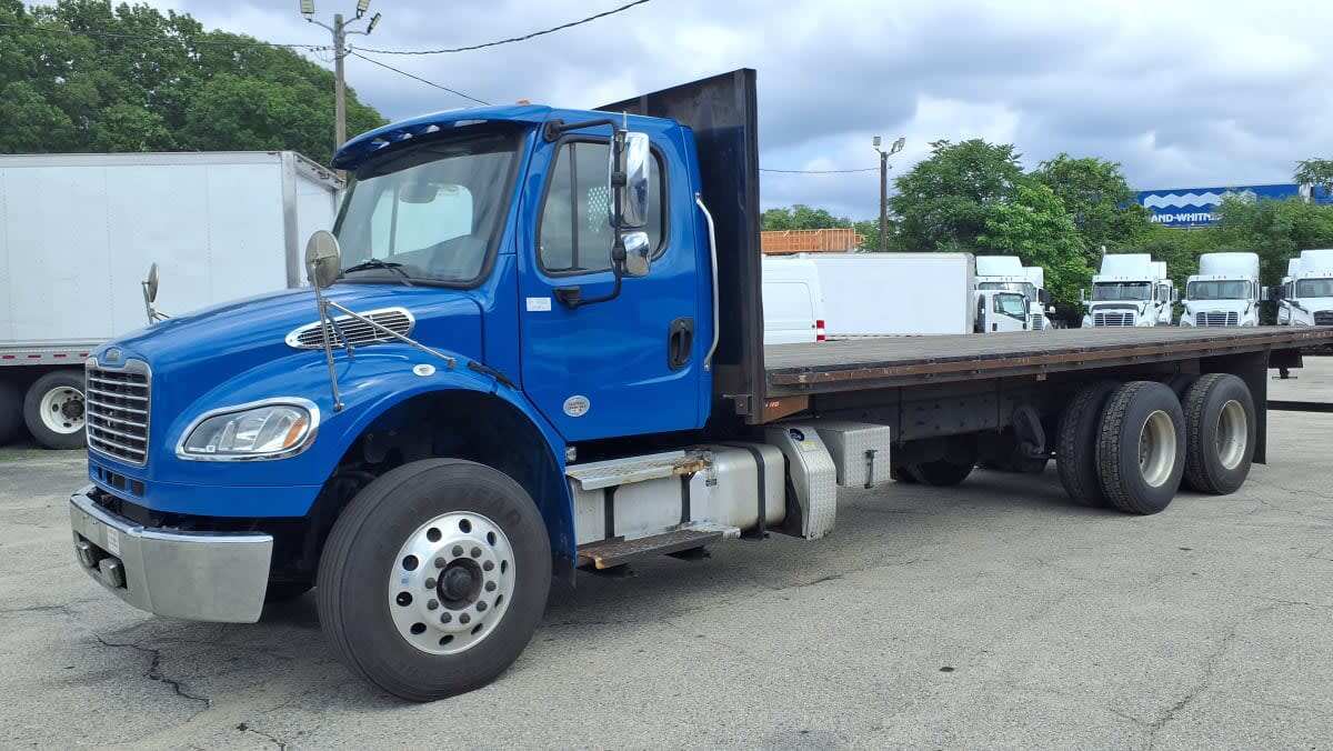 2020 FREIGHTLINER BUSINESS CLASS M2 106 in Warwick, RI