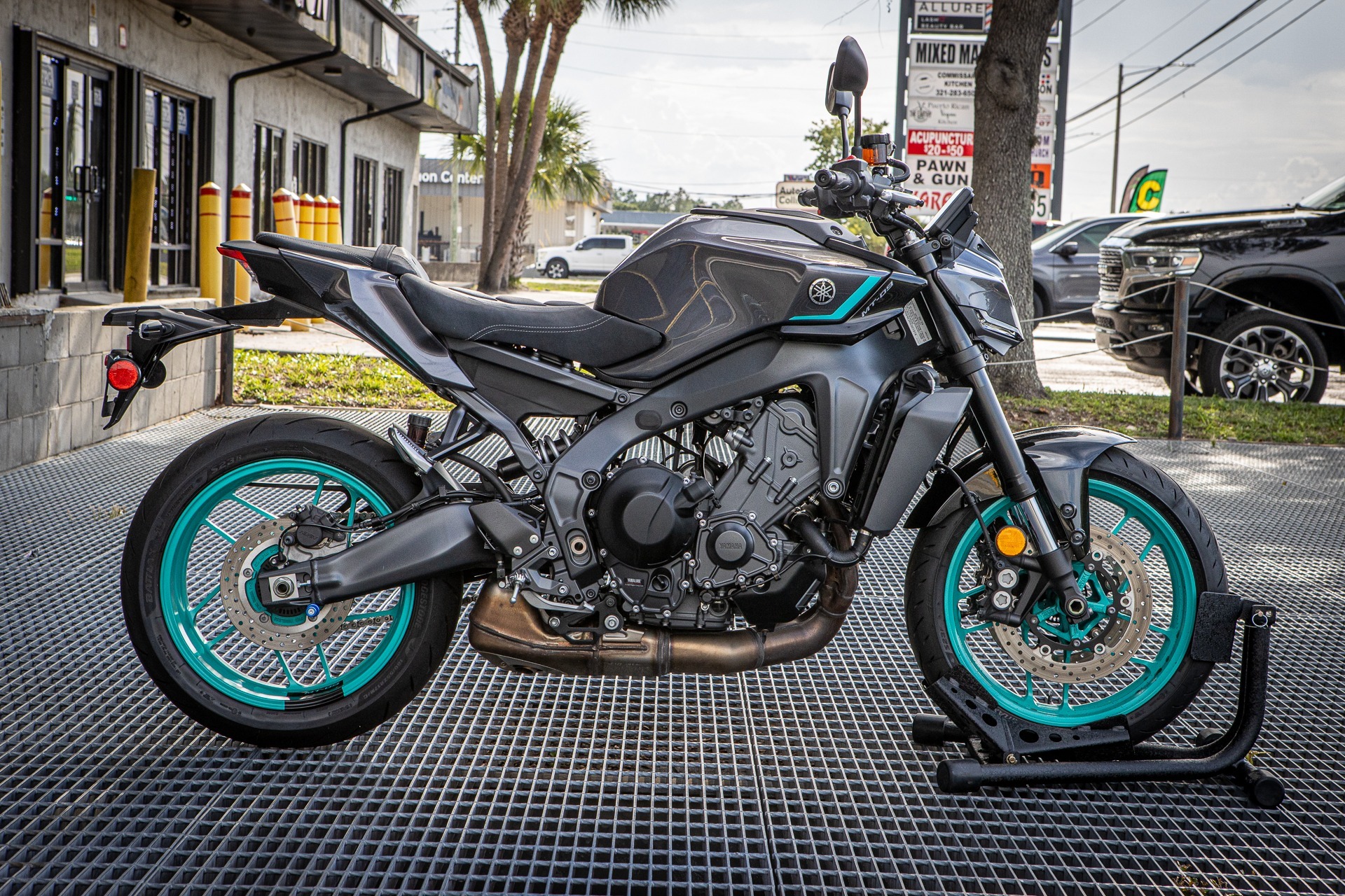 2024 Yamaha MT-09 09 in Orlando, FL