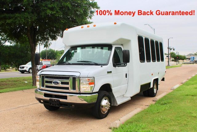 2013 FORD E450 26 Passenger Diamond Coach Shuttle Bus in Irving, TX