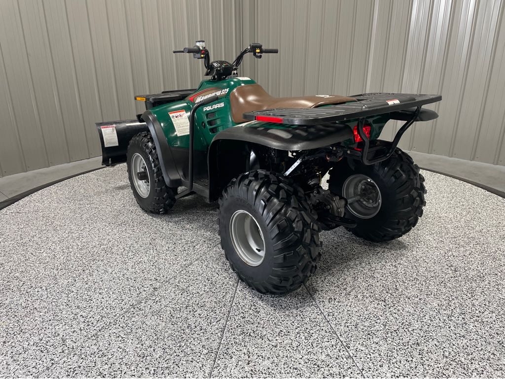 2000 Polaris MAGNUM 325 4x4 w/plow 325 2X4 in jonestown PA