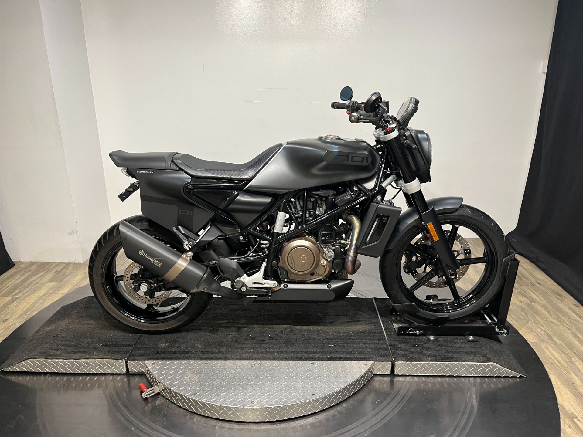2019 Husqvarna Svartpilen 701 701 in Wauconda, IL