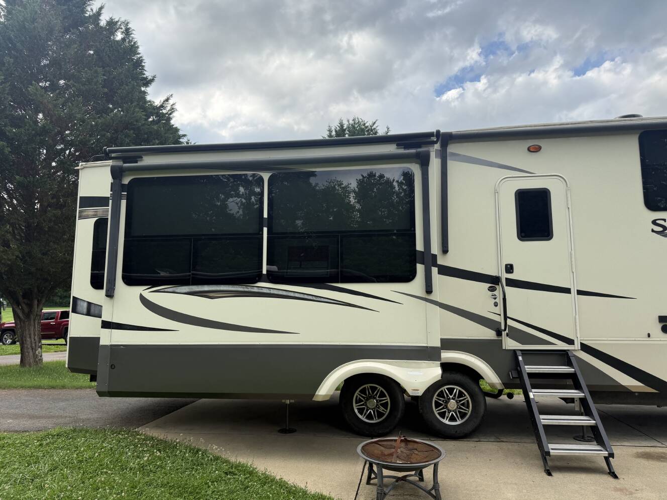 A photo of this 2020 Grand Design SOLITUDE 373FB-R