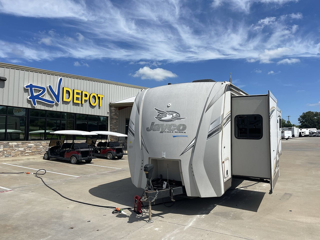2018 Jayco EAGLE 322RLOK in cleburne TX