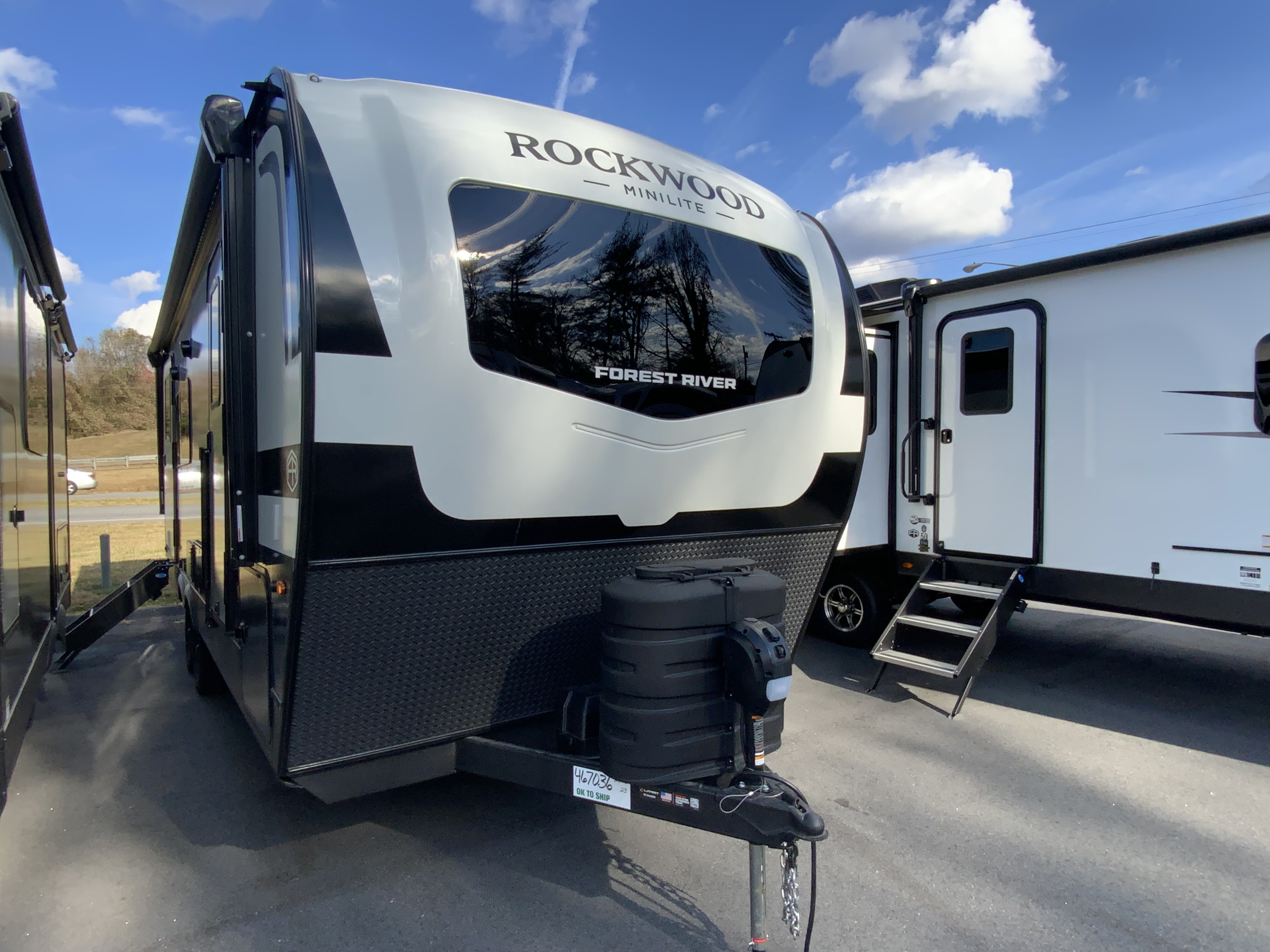 2026 Forest River ROCKWOOD MINI LITE 2515S in lenoir NC