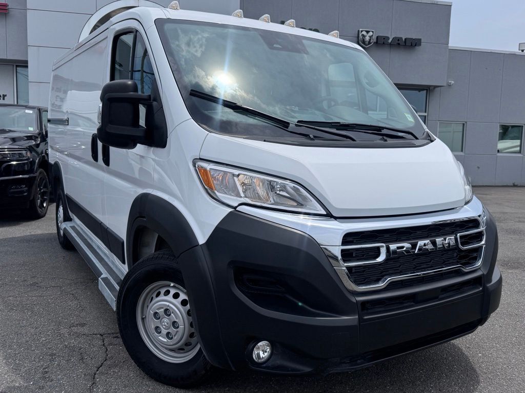 2025 RAM PROMASTER 2500 in Inwood, NY