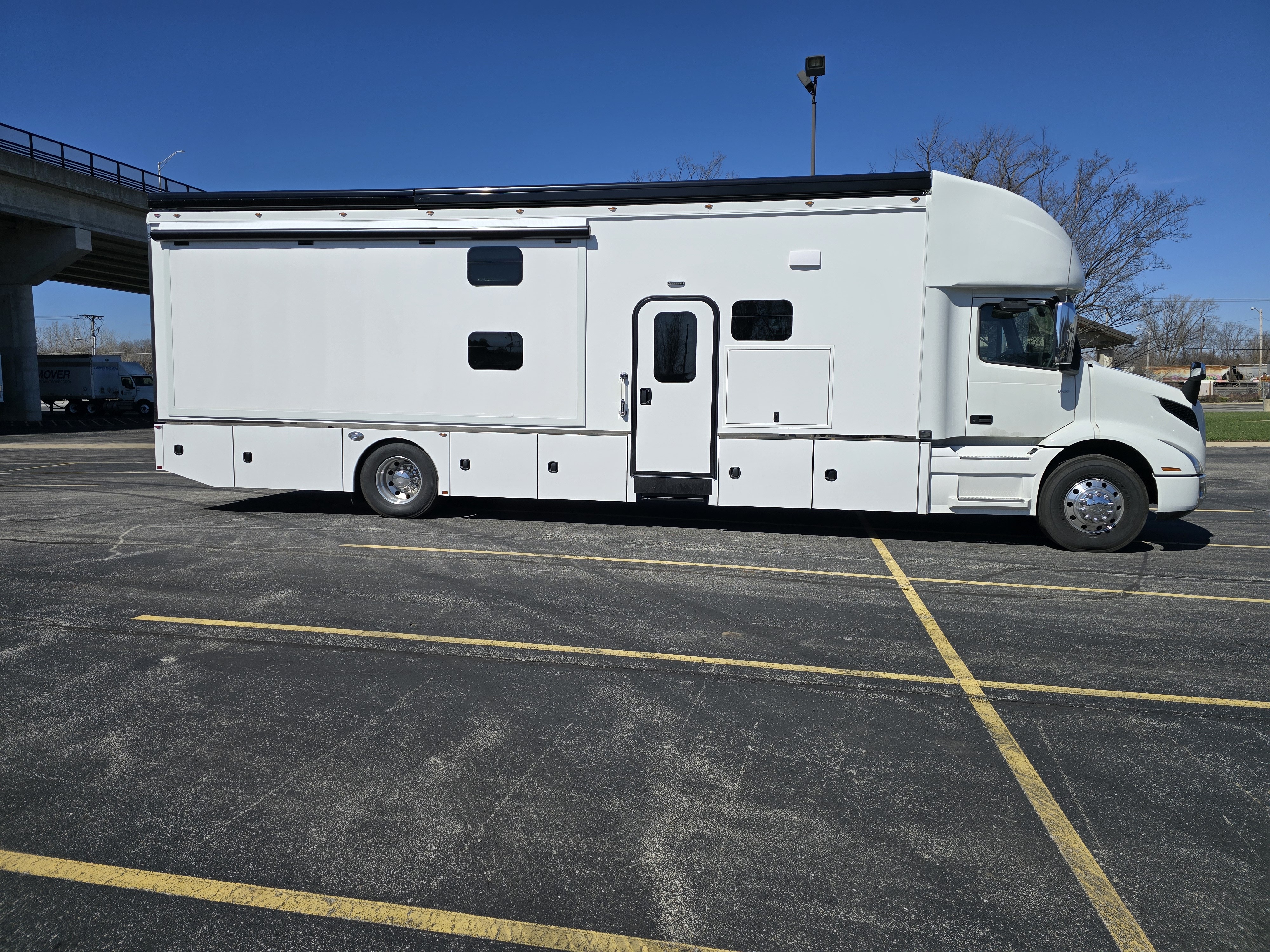 2026 Bolt Custom Coaches ARIES 40S3 in fort wayne IN