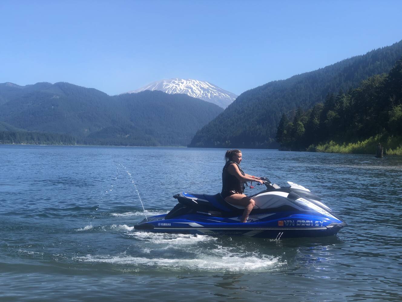 A photo of this 2021 Yamaha WAVERUNNER GP 1800R