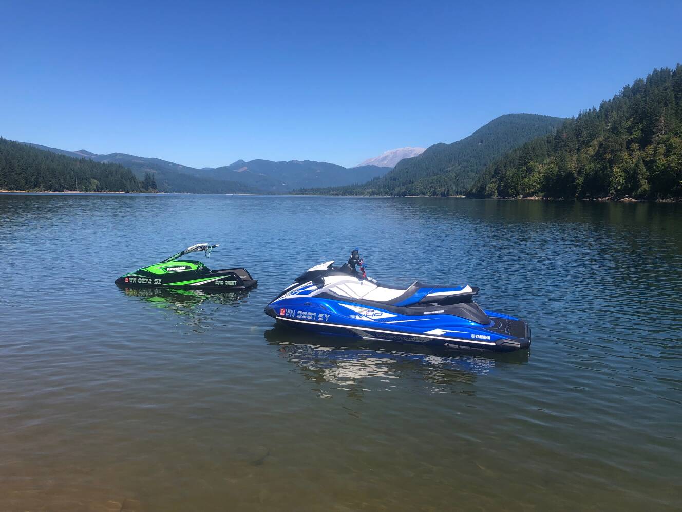 A photo of this 2021 Yamaha WAVERUNNER GP 1800R