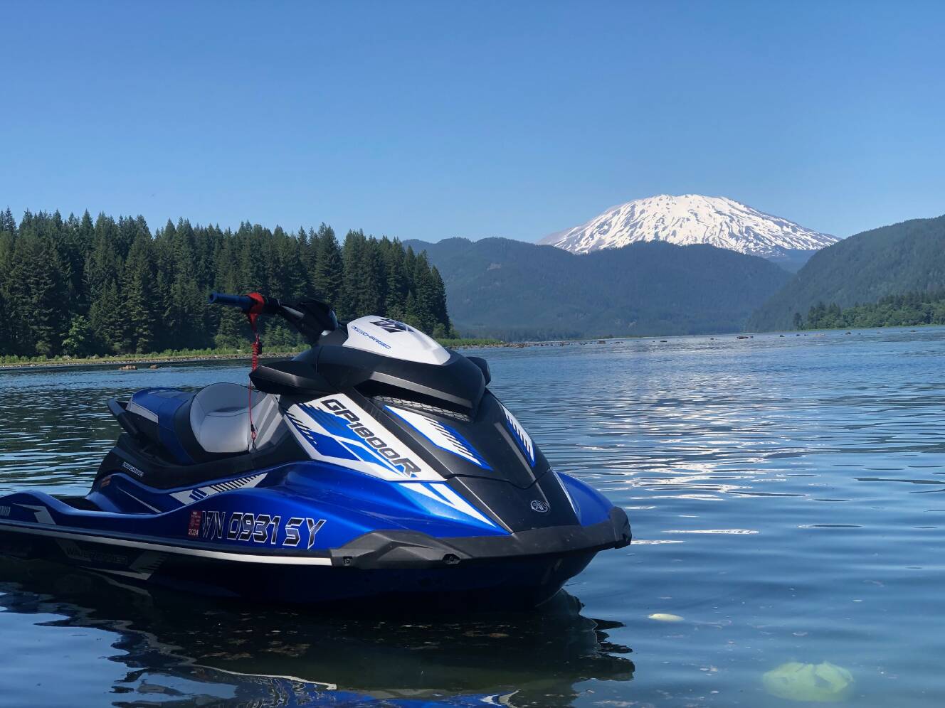 A photo of this 2021 Yamaha WAVERUNNER GP 1800R