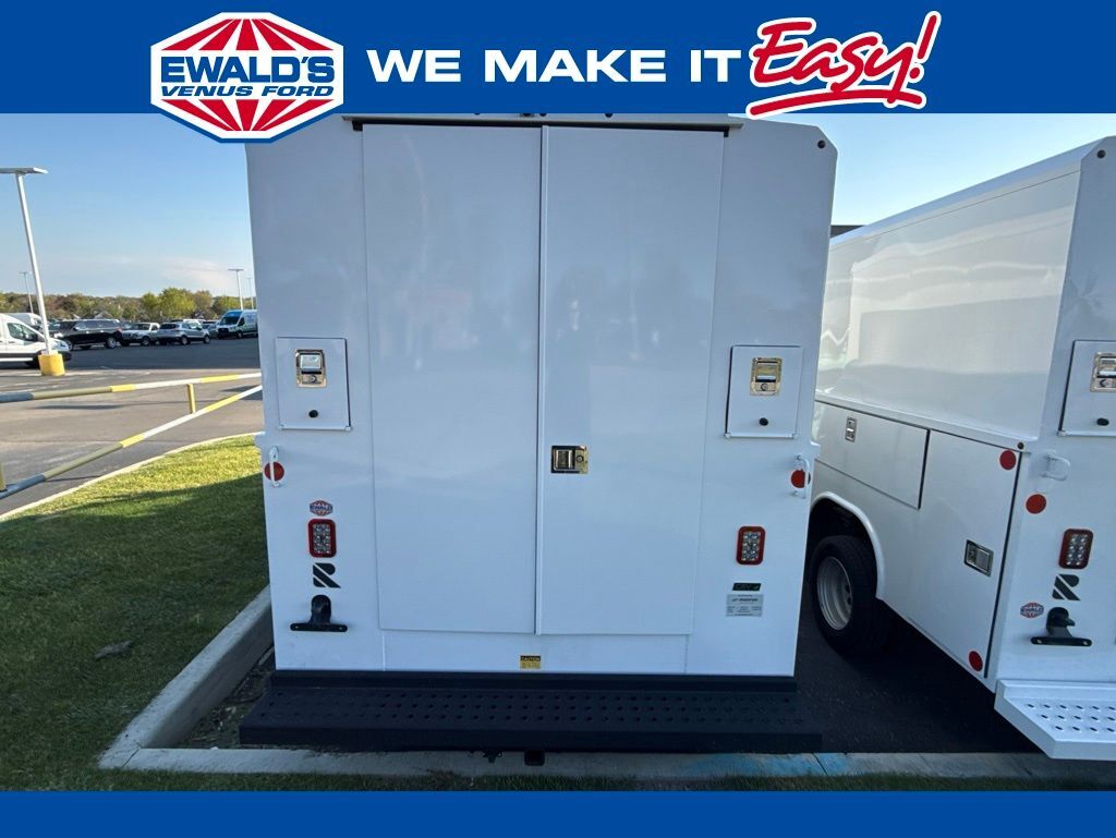 2025 FORD ECONOLINE in Cudahy, WI