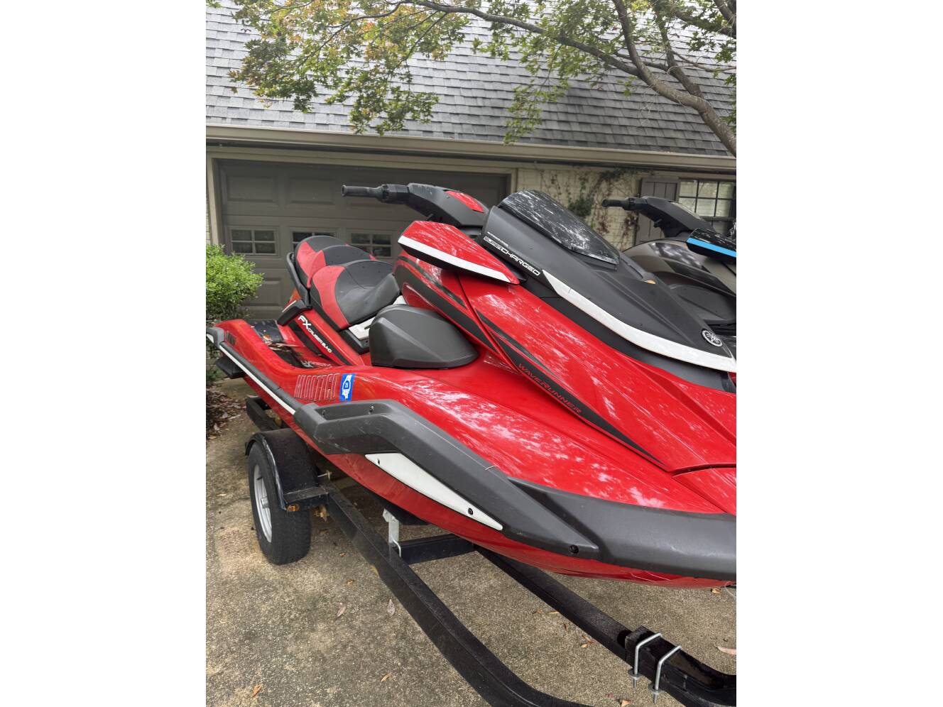 A photo of this 2022 Yamaha WAVERUNNER FX CRUISER SVHO