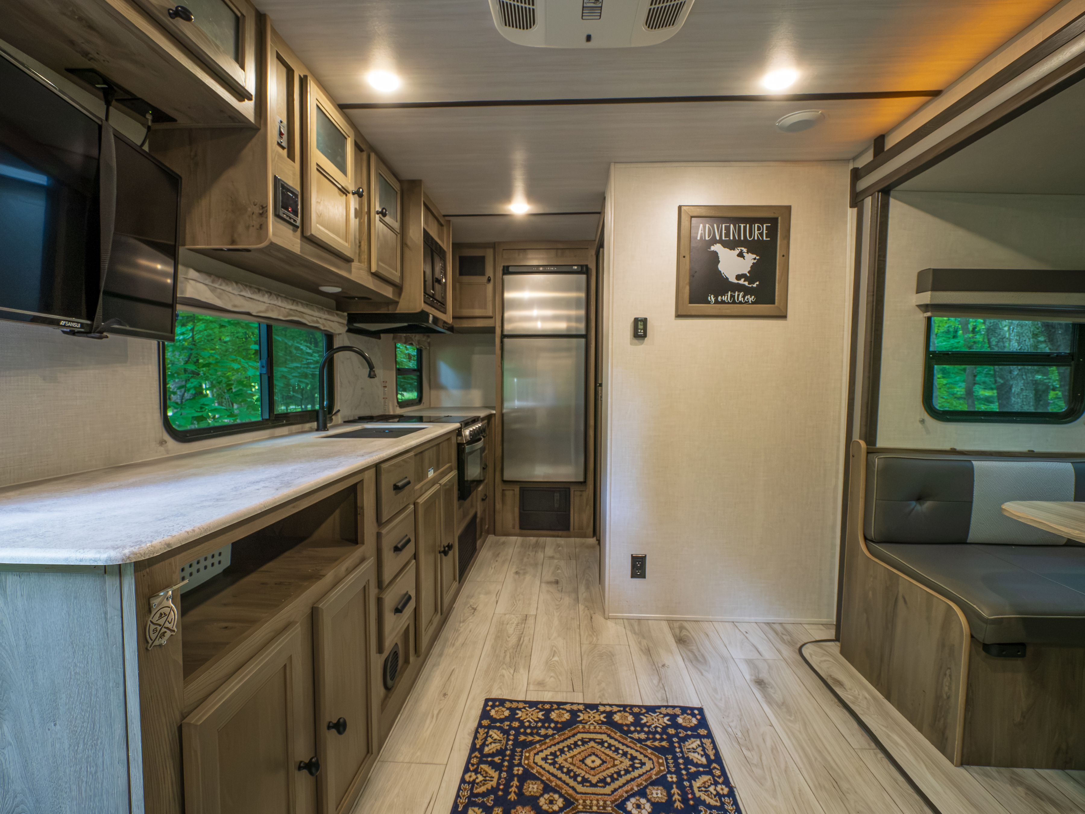 2022 Forest River SURVEYOR LEGEND 203RKLE in dryfork WV
