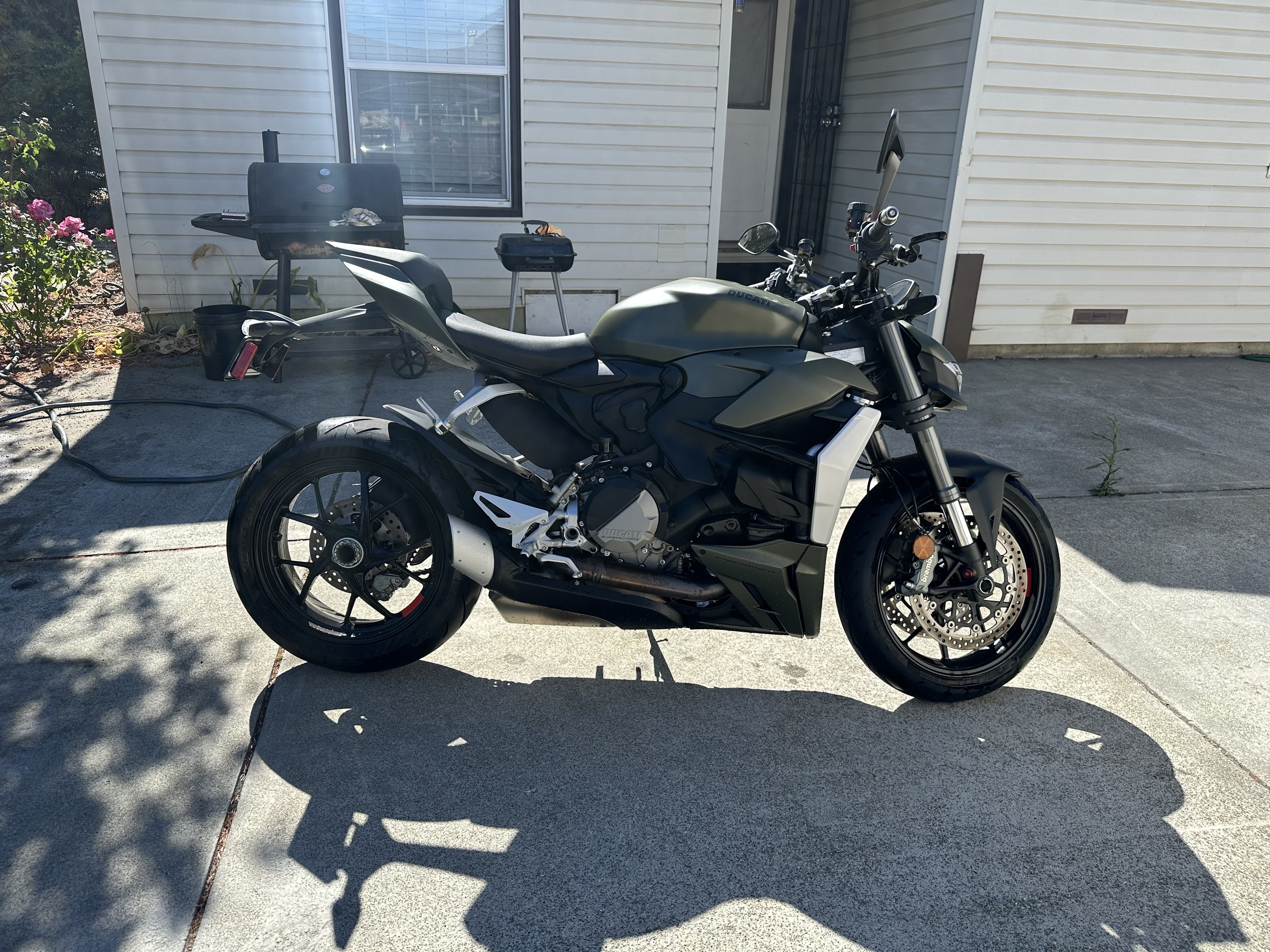 2023 Ducati STREETFIGHTER V2 V2 in Union City, CA